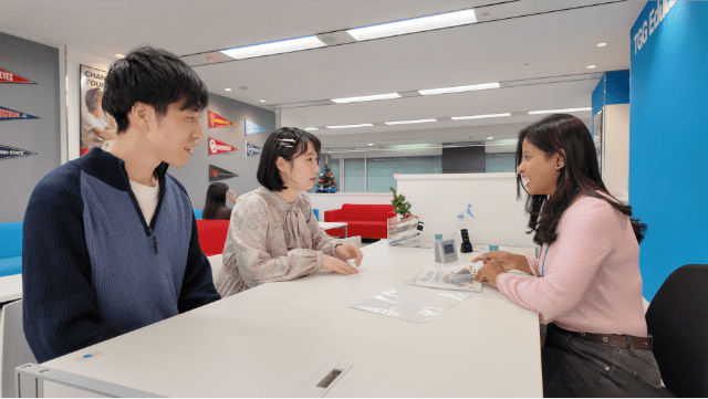 スチューデントオフィスで履修科目を相談